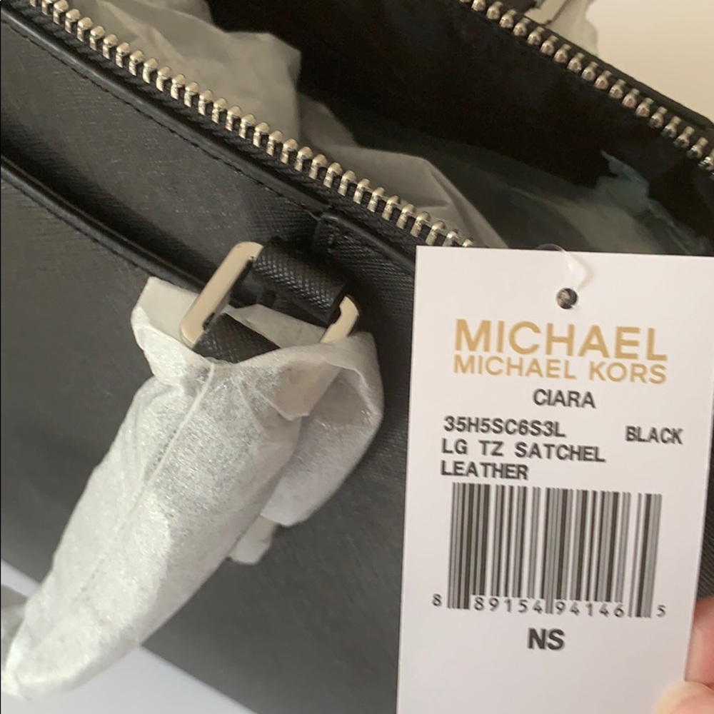 🔴SOLD OUT🔴 🎉HP- Michael Kors Ciara Satchel - Picture 16 of 16